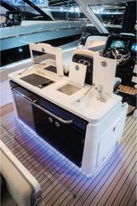 96e999 002bbd88e5f04f7a837b9e66978e004cmv2